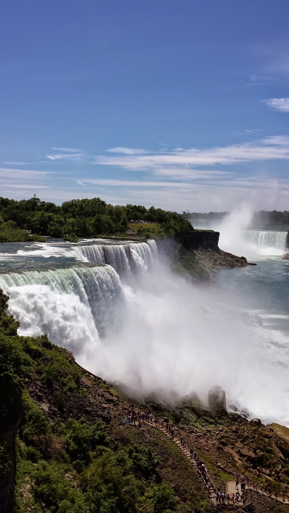 Niagara Falls Lives Up To Its Legend