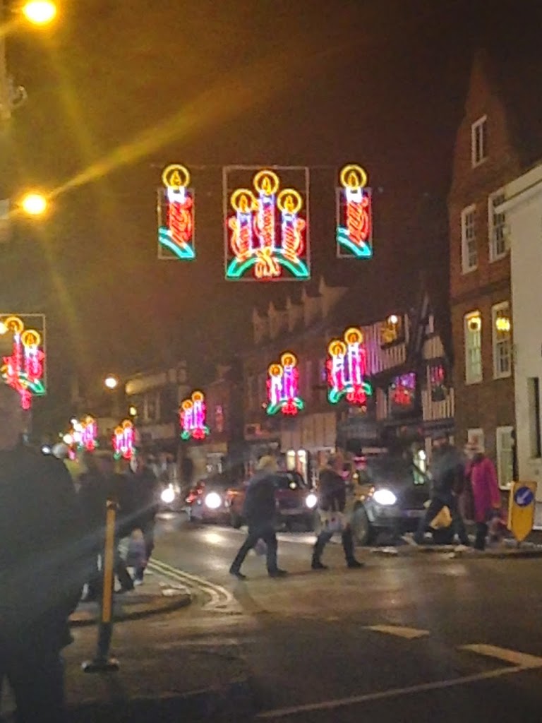 What William Shakespeare’s Town Looks Like Today, Decorated For Christmas